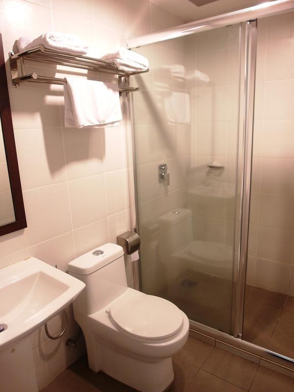 Transit Hotel Labuan Kamer foto