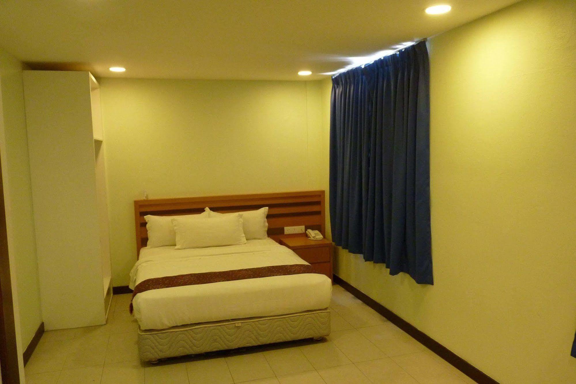 Transit Hotel Labuan Buitenkant foto
